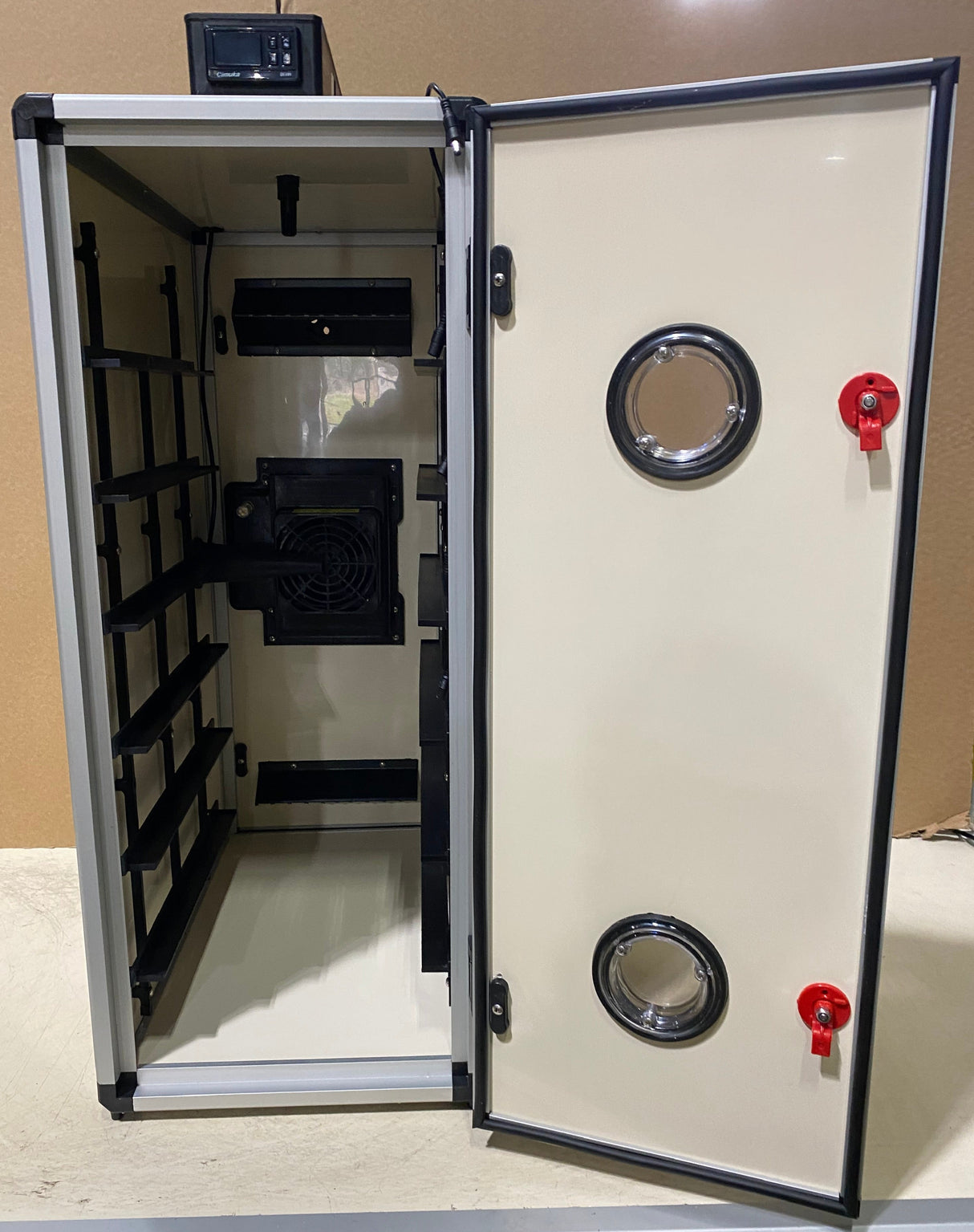 CT180SH - Egg Incubator - Scratch & Dent